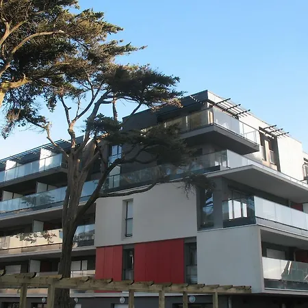 アパートホテル Odalys De La